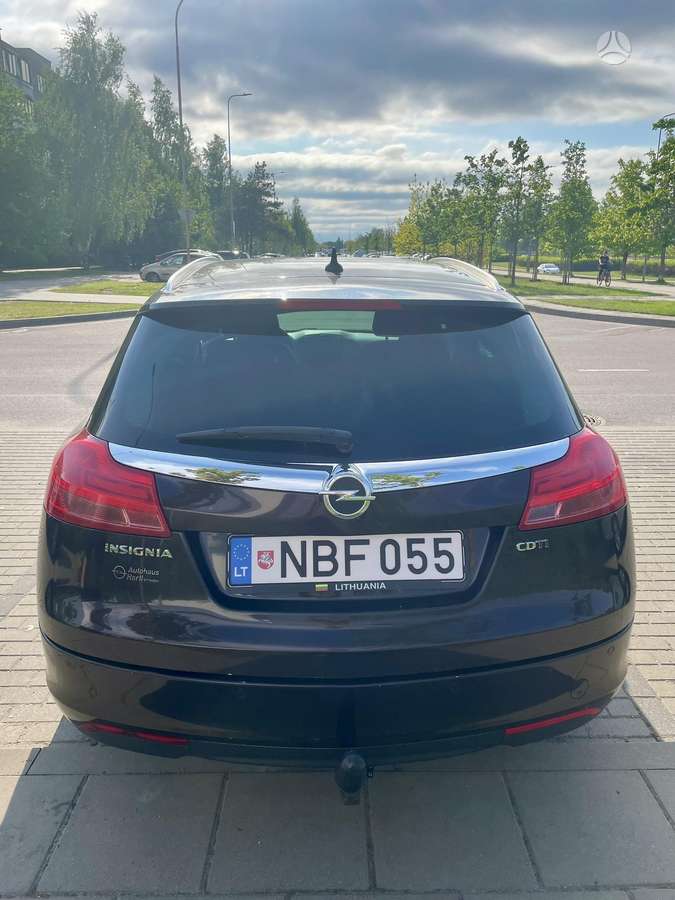 Opel Insignia, 2.0 l., Универсал