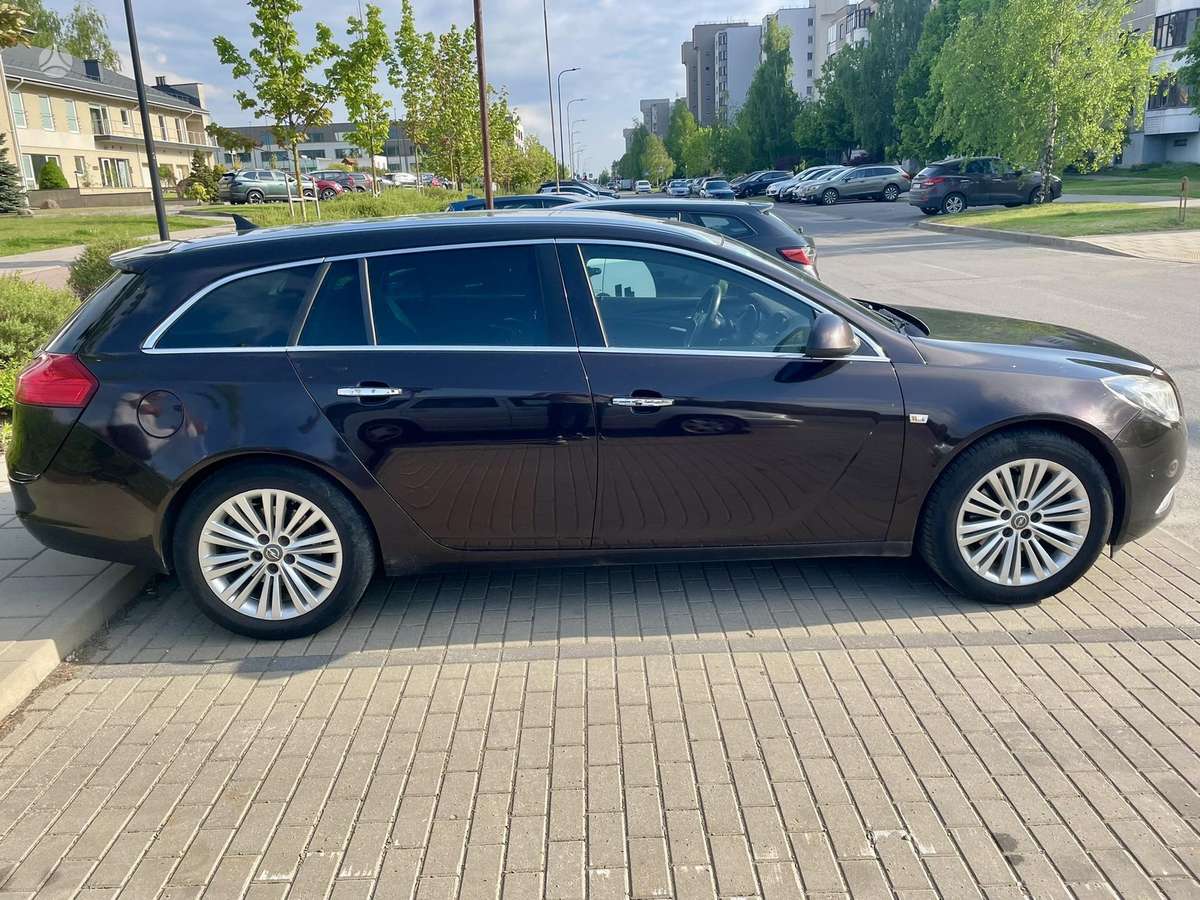 Opel Insignia, 2.0 l., Универсал