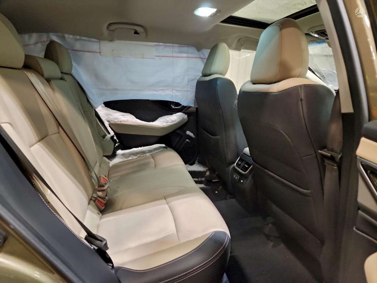Subaru Outback dalimis. 2021 outback limited usa