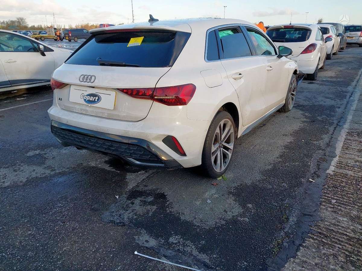 Audi A3 dalimis