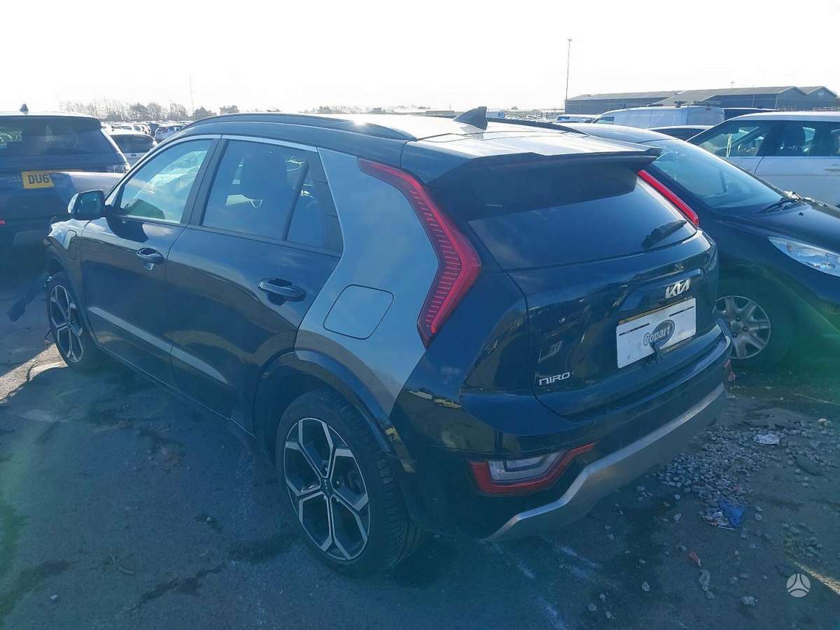 Kia Niro по частям