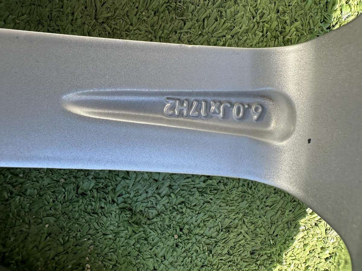 Seat ORGINALUS - 6J, ET48, легкосплавные , R17