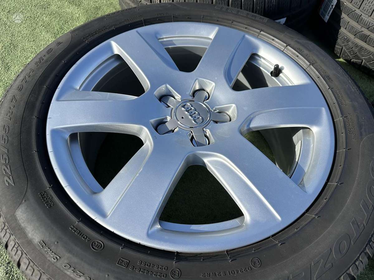 Audi ORGINALUS - 7,5J, ET37, light alloy, R17