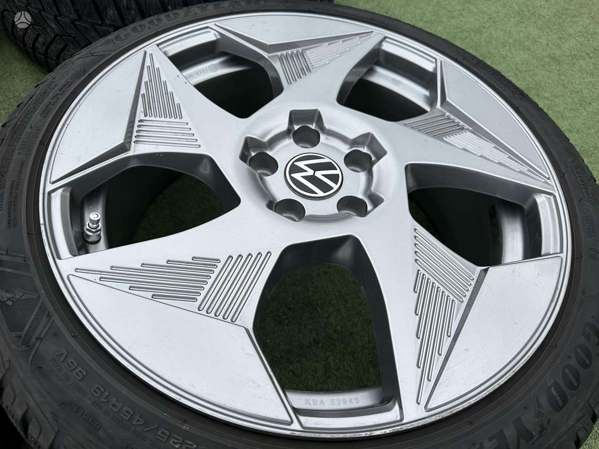 Volkswagen VOKISKI - 8J, ET49, light alloy, R19