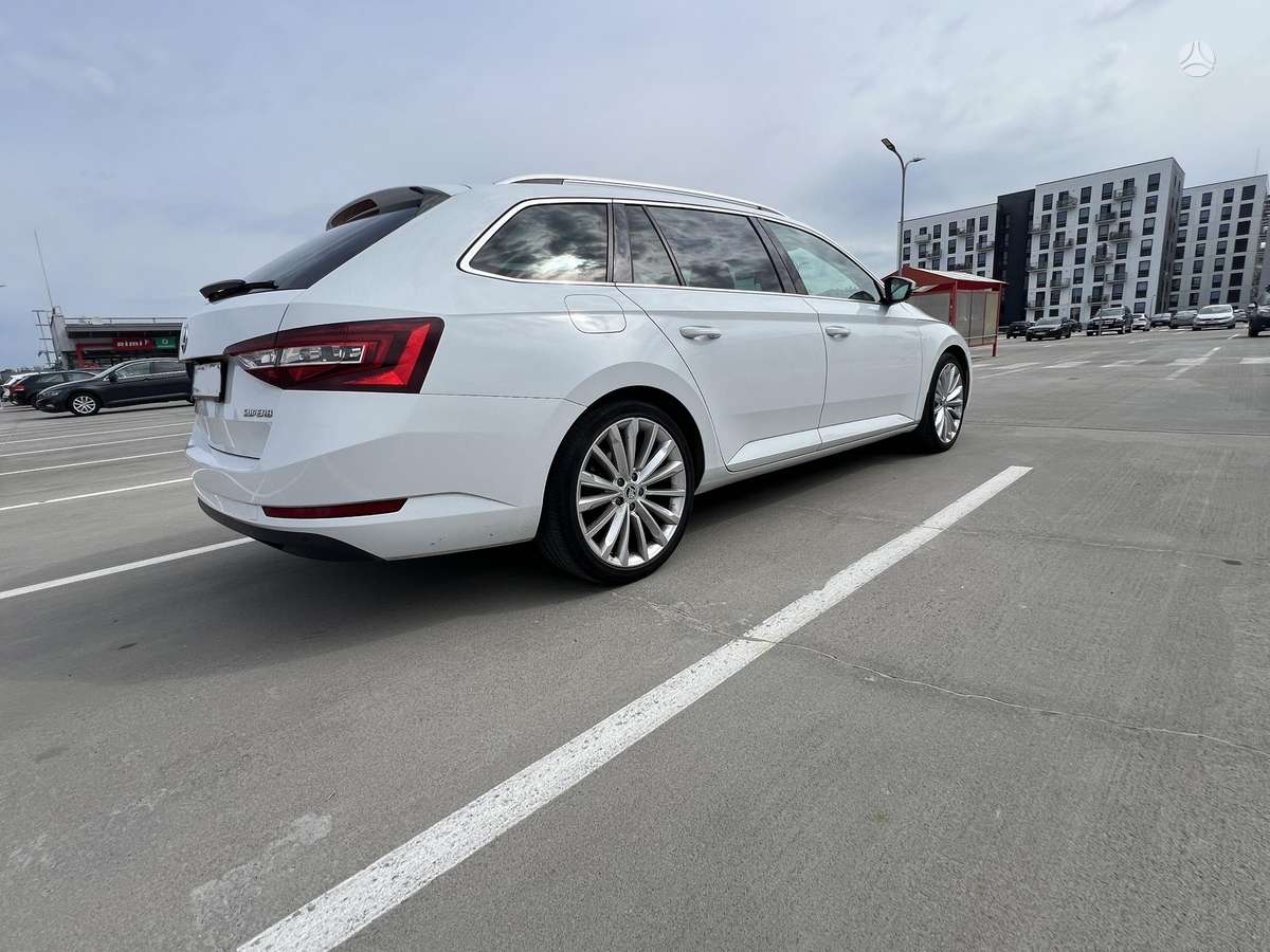 Skoda Superb, 2.0 l., universalas