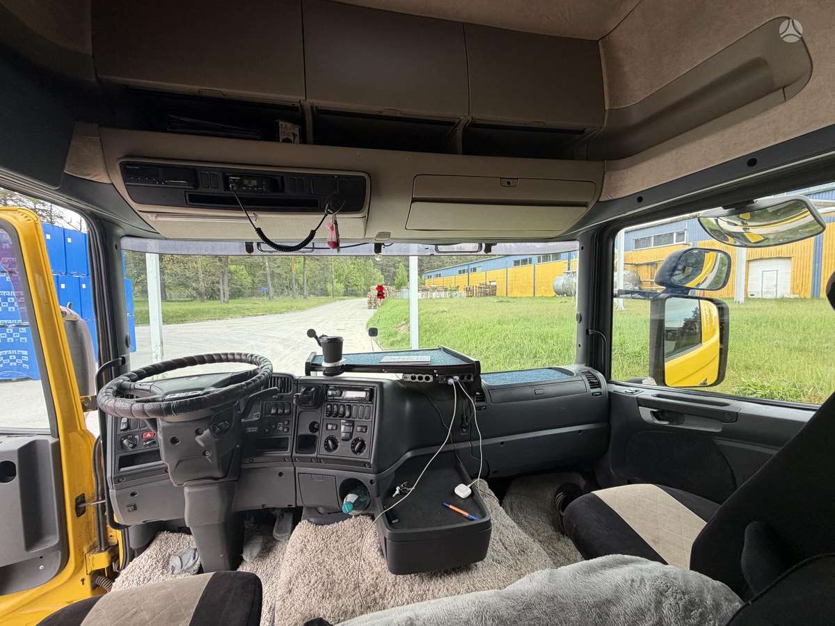 Scania R420, double sleeper