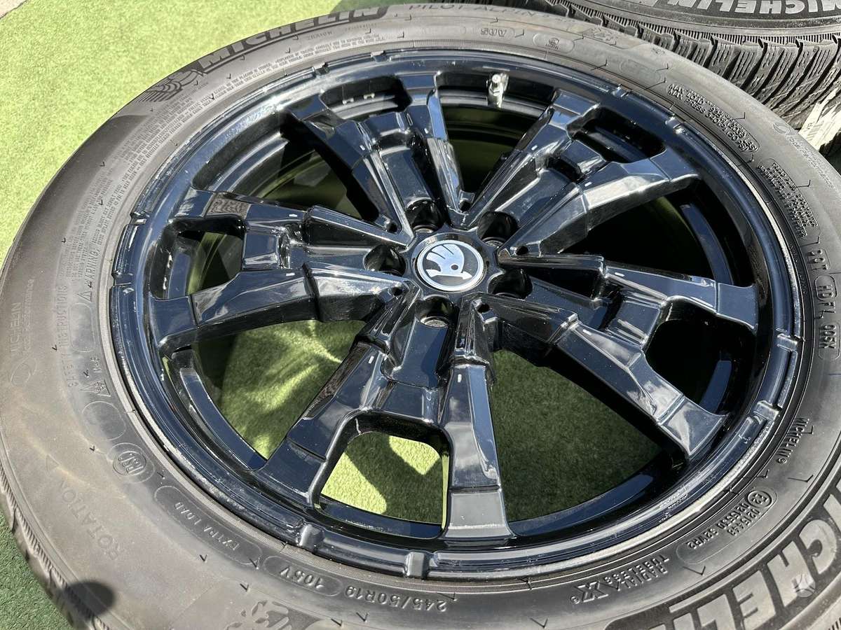 Skoda ORGINALUS - 8J, ET34, легкосплавные , R19