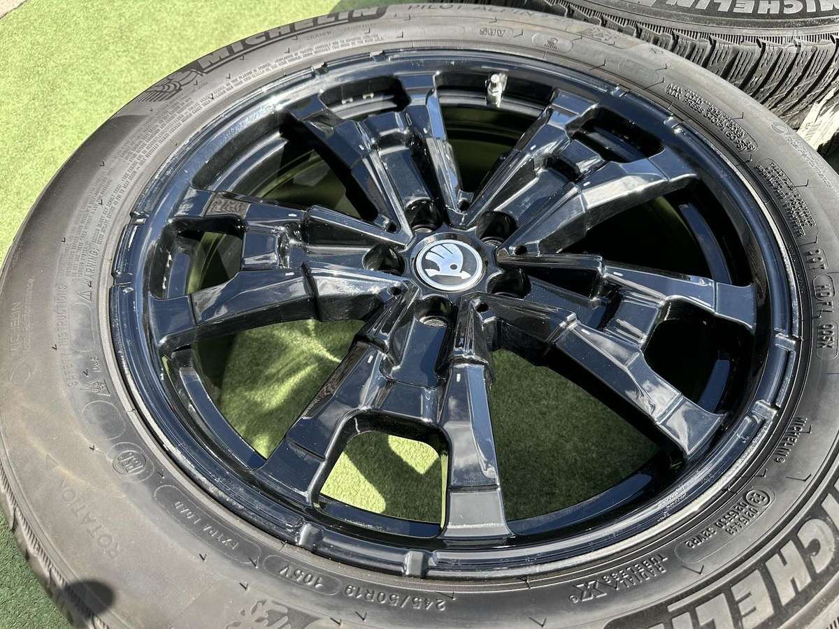 Skoda ORGINALUS - 8J, ET34, light alloy, R19