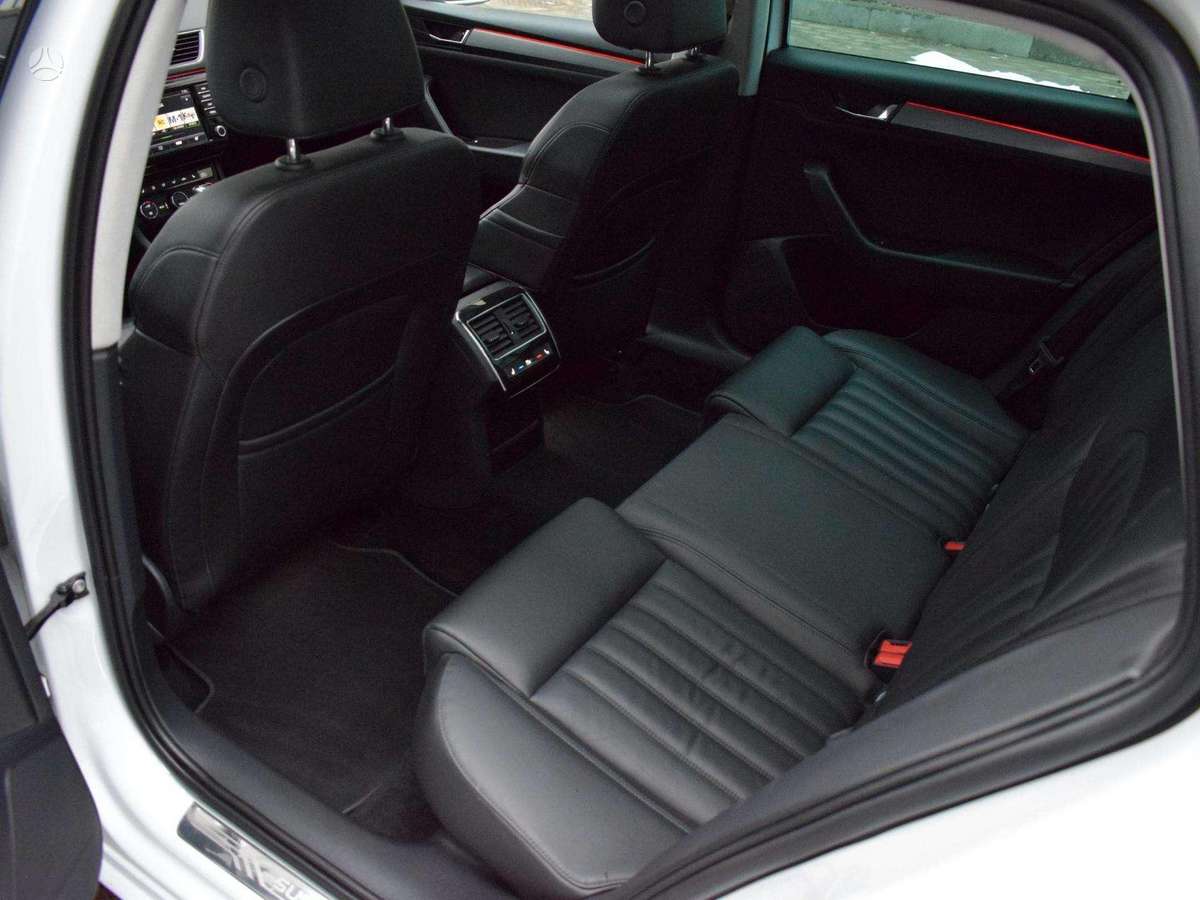 Skoda Superb, 2.0 l., Универсал