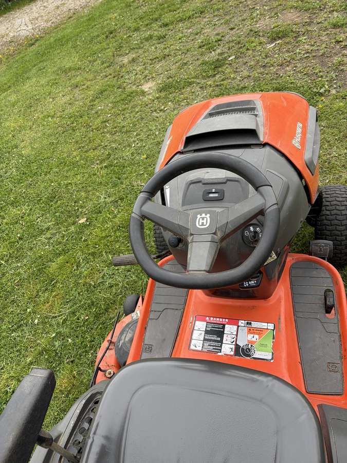 Husqvarna YTH 24k48, garden tractors
