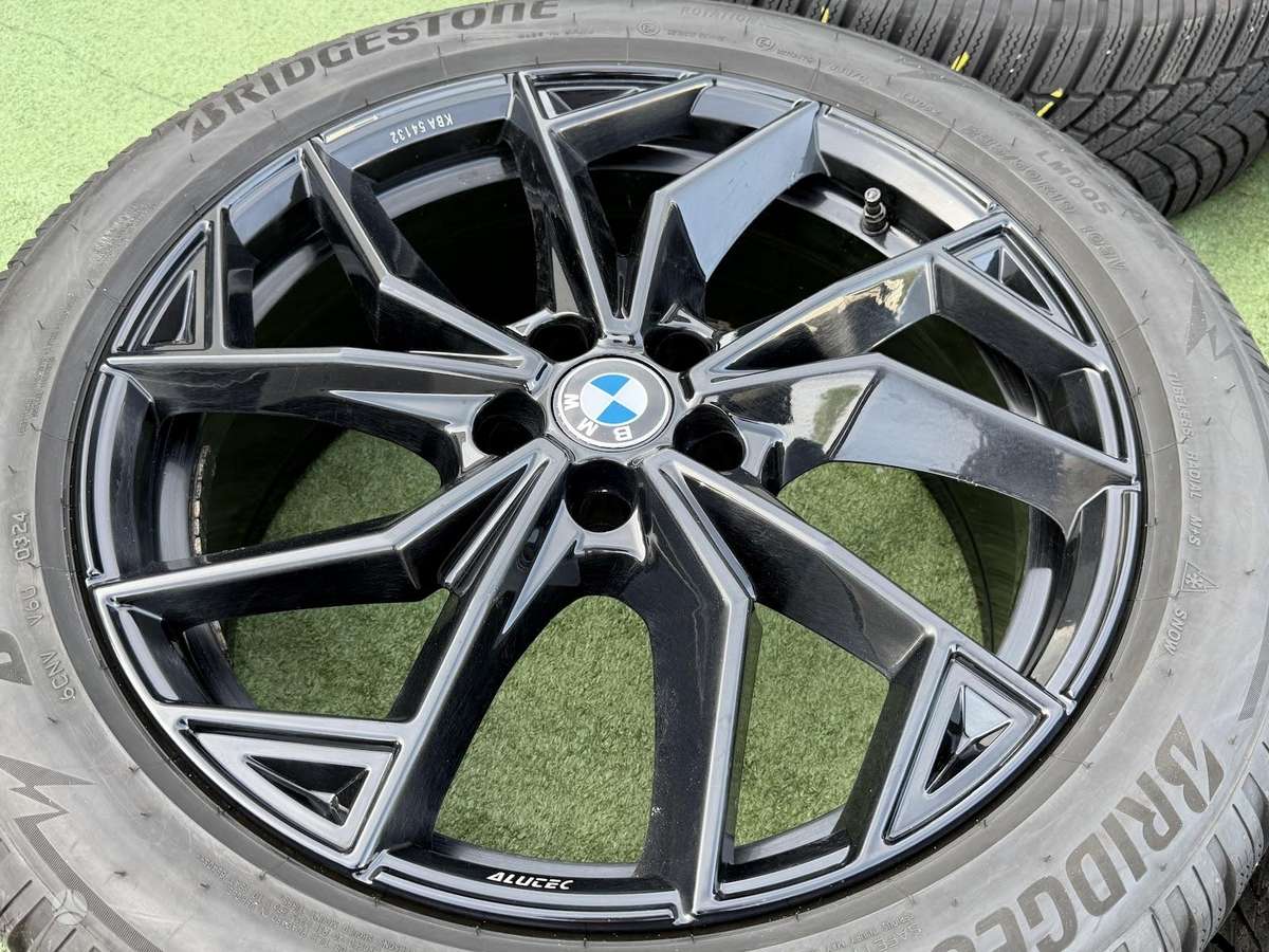BMW 8J, ET40, light alloy, R19