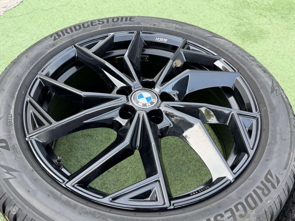 BMW 8J, ET40, light alloy, R19