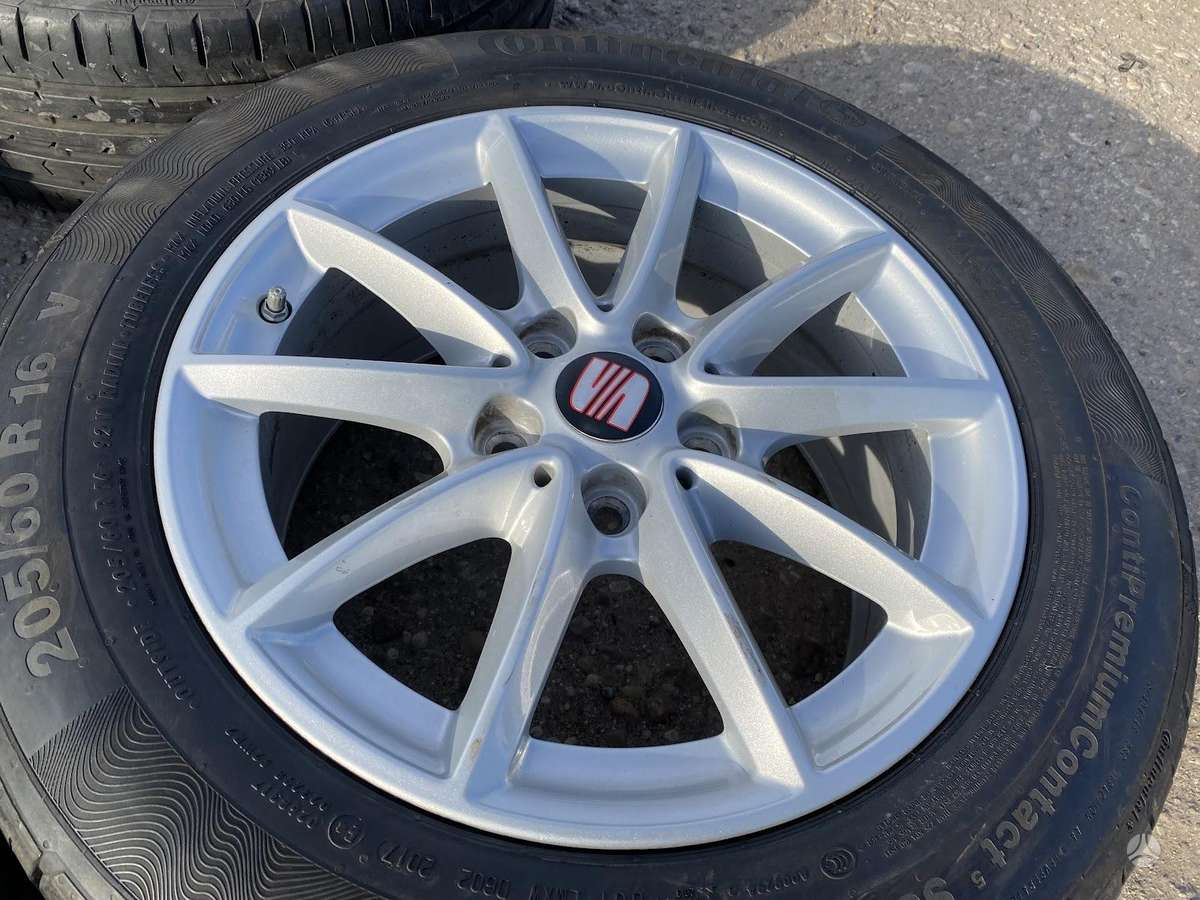 Seat 7J, ET52, light alloy, R16