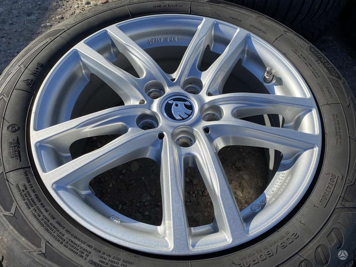 Skoda 7J, ET52, light alloy, R16
