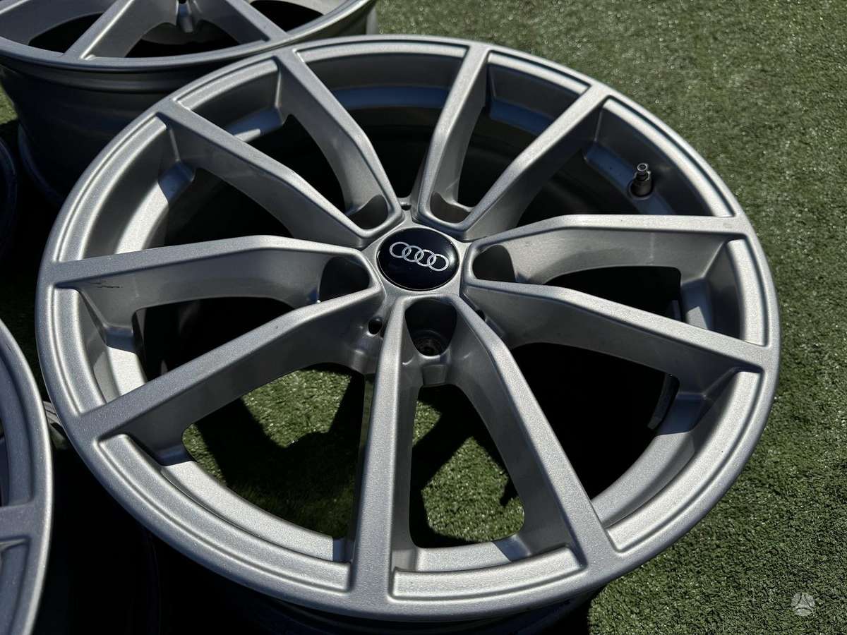 Audi 7.5J, ET30, легкосплавные , R17