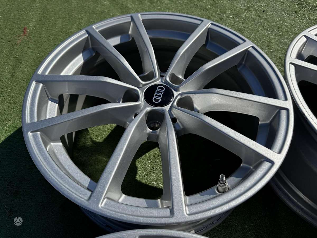 Audi 7.5J, ET30, легкосплавные , R17