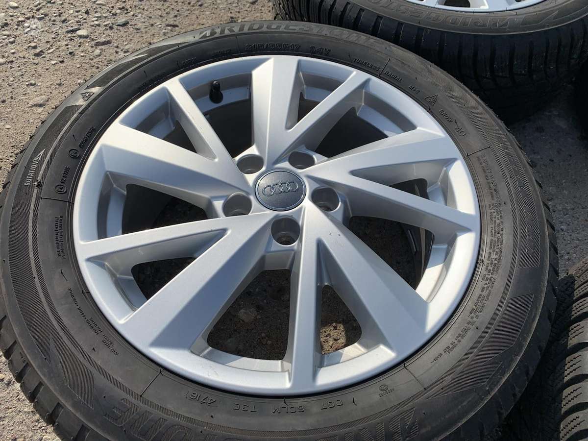 Audi 7J ET45, легкосплавные , R17