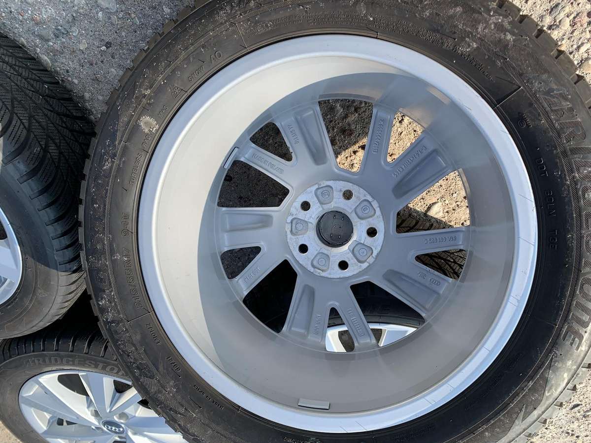 Audi 7J ET45, light alloy, R17