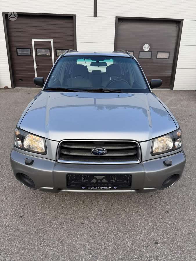 Subaru Forester, 2.0 l., off-road / crossover