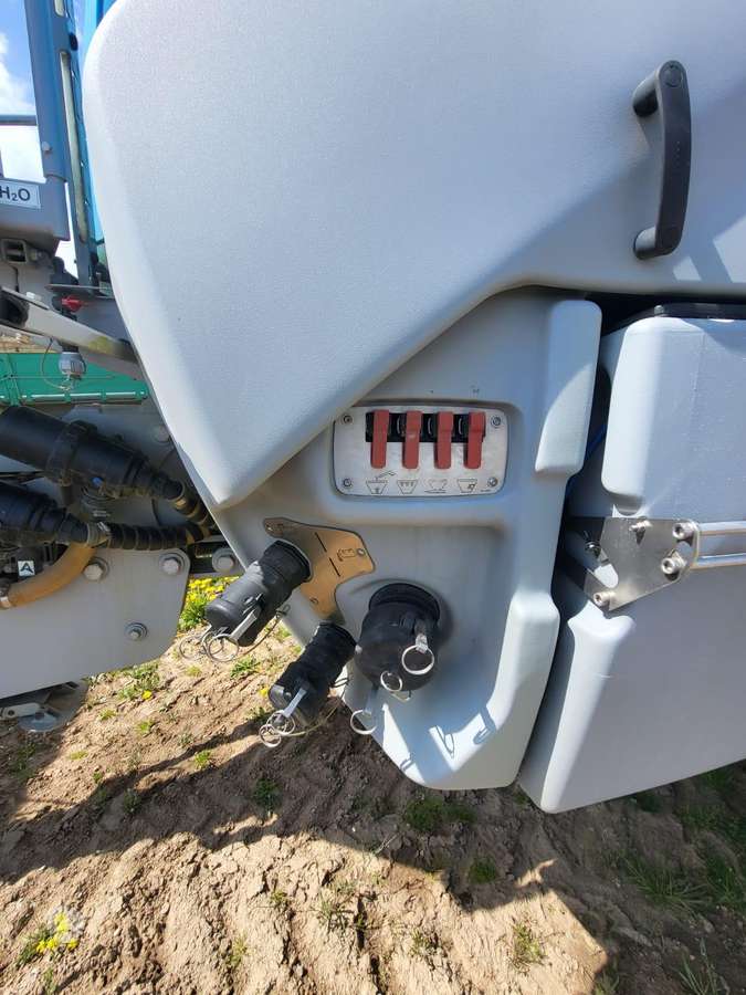 Lemken Vega 12, purkštuvai