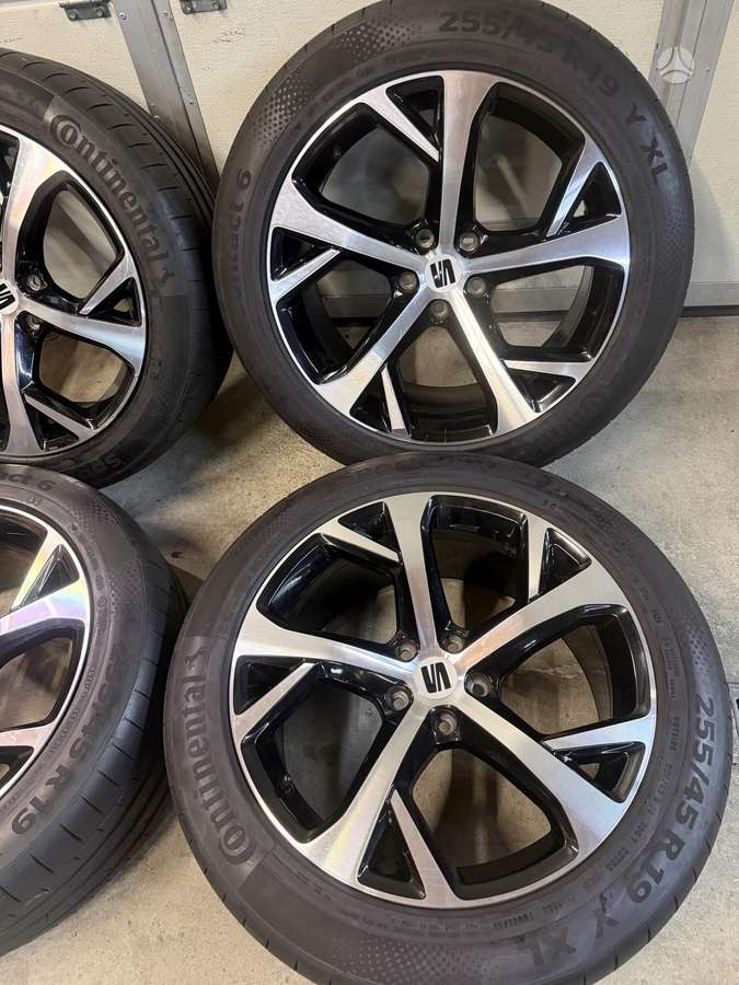 Seat Tarraco, light alloy, R19