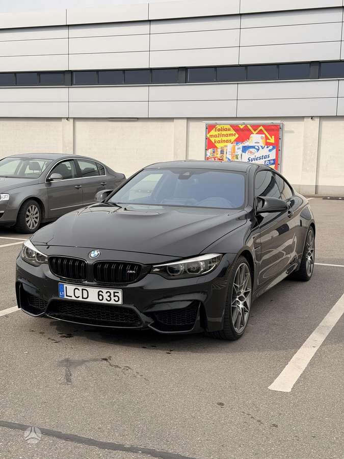 BMW M4, 3.0 l., coupe