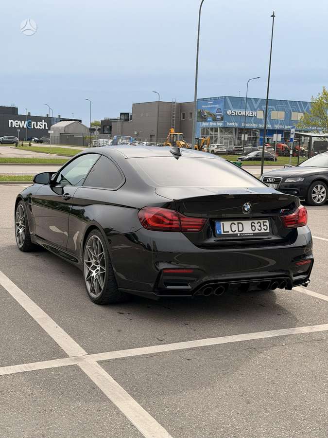 BMW M4, 3.0 l., coupe