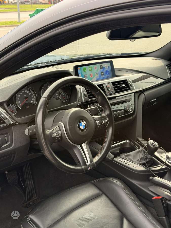 BMW M4, 3.0 l., coupe