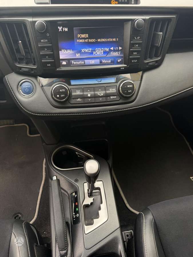 Toyota RAV4 - 12