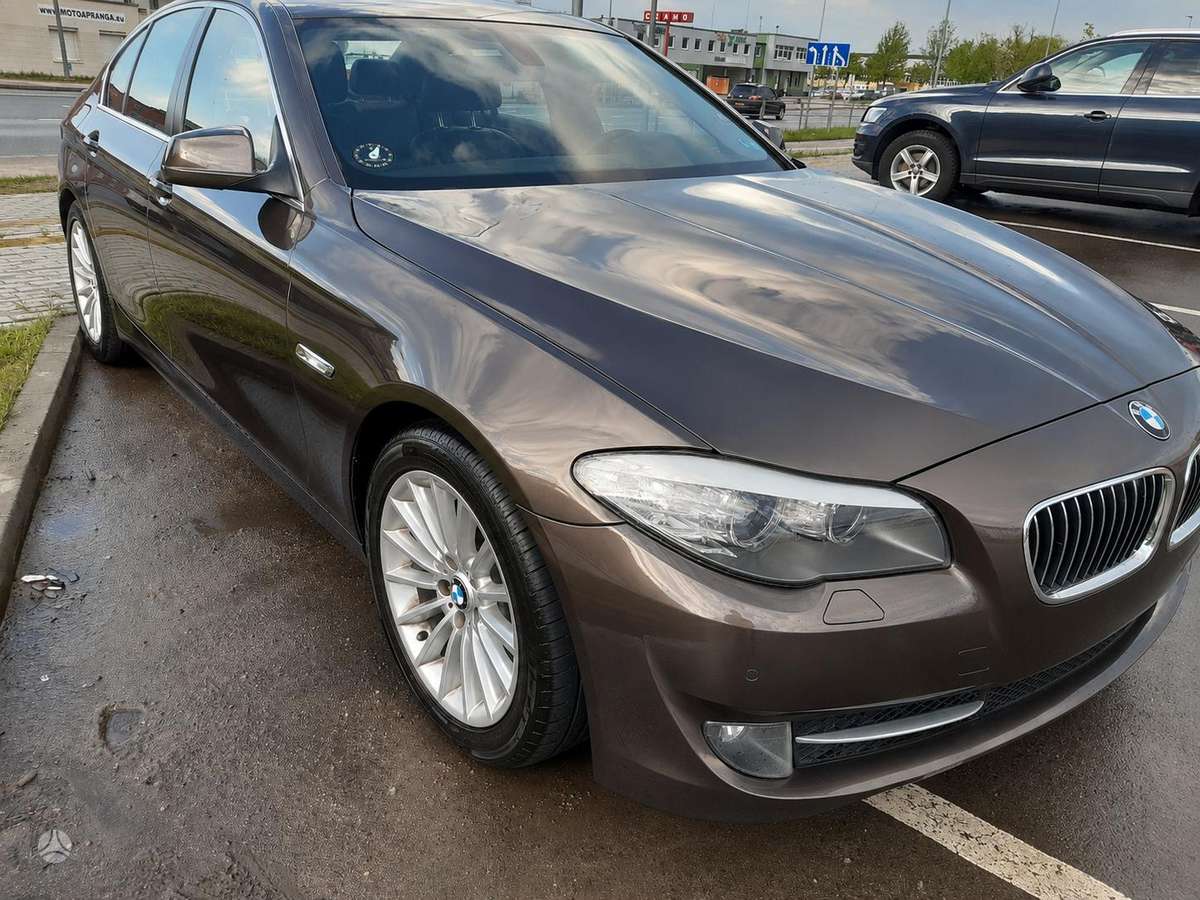 BMW 523, 3.0 l., Седан