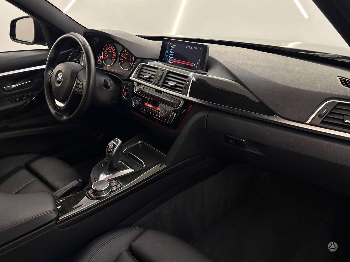 BMW 330, 3.0 l., Универсал