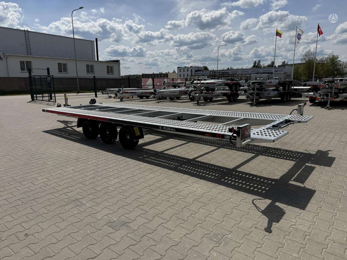 LORRIES PLI35-6021, auto transporter