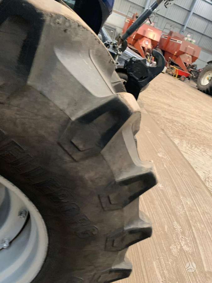 New Holland T7.270, тракторы