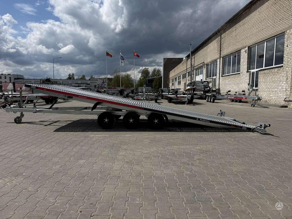 LORRIES PLI35-6021, auto transporter