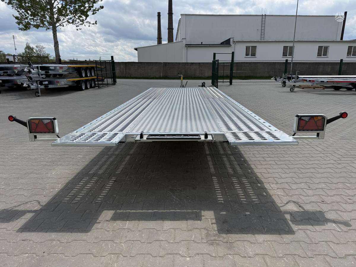 LORRIES PLI35-6021, auto treileris