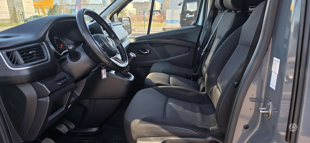 Renault Trafic - 9