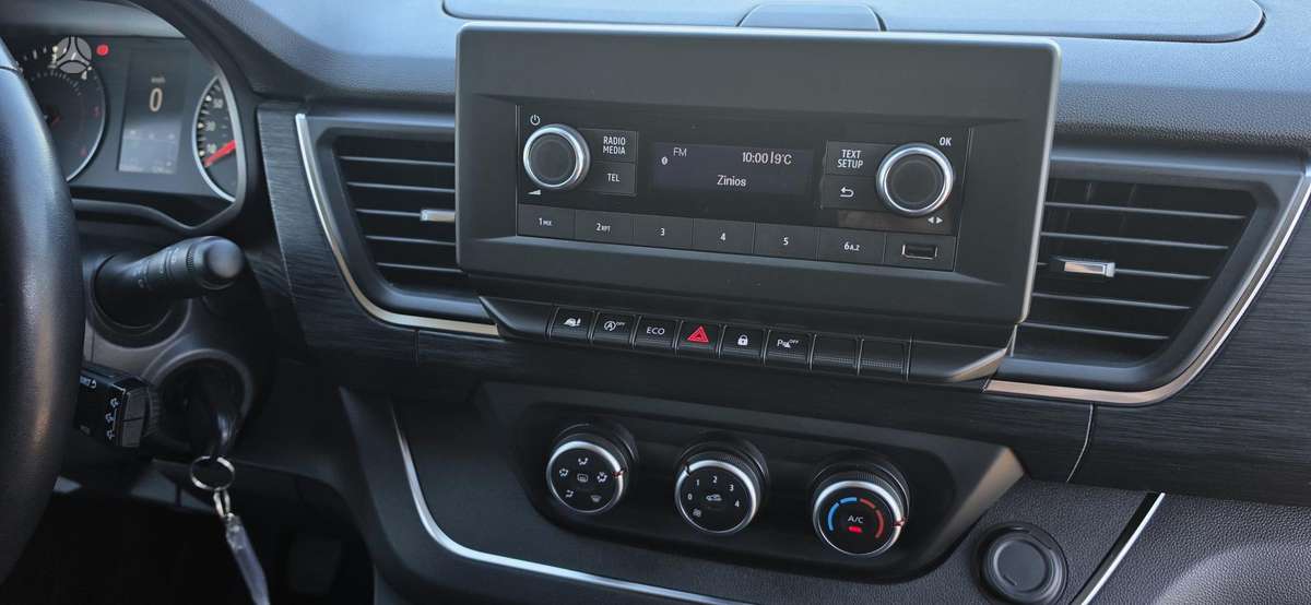 Renault Trafic - 10