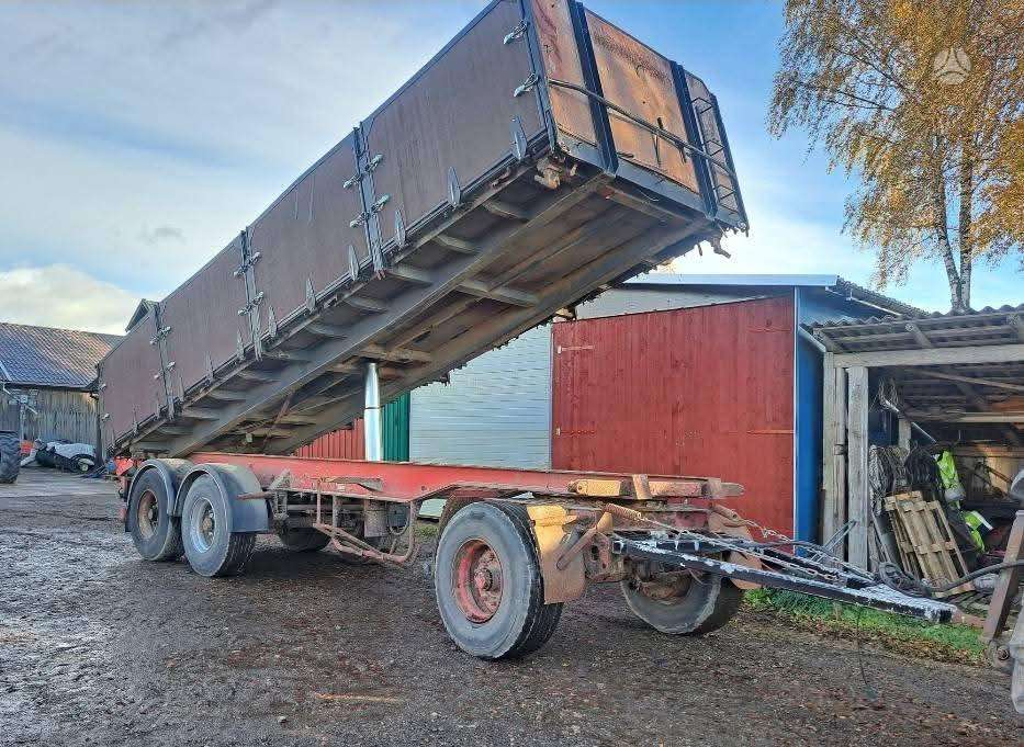 Acma 24 lingine, priekabos, puspriekabės