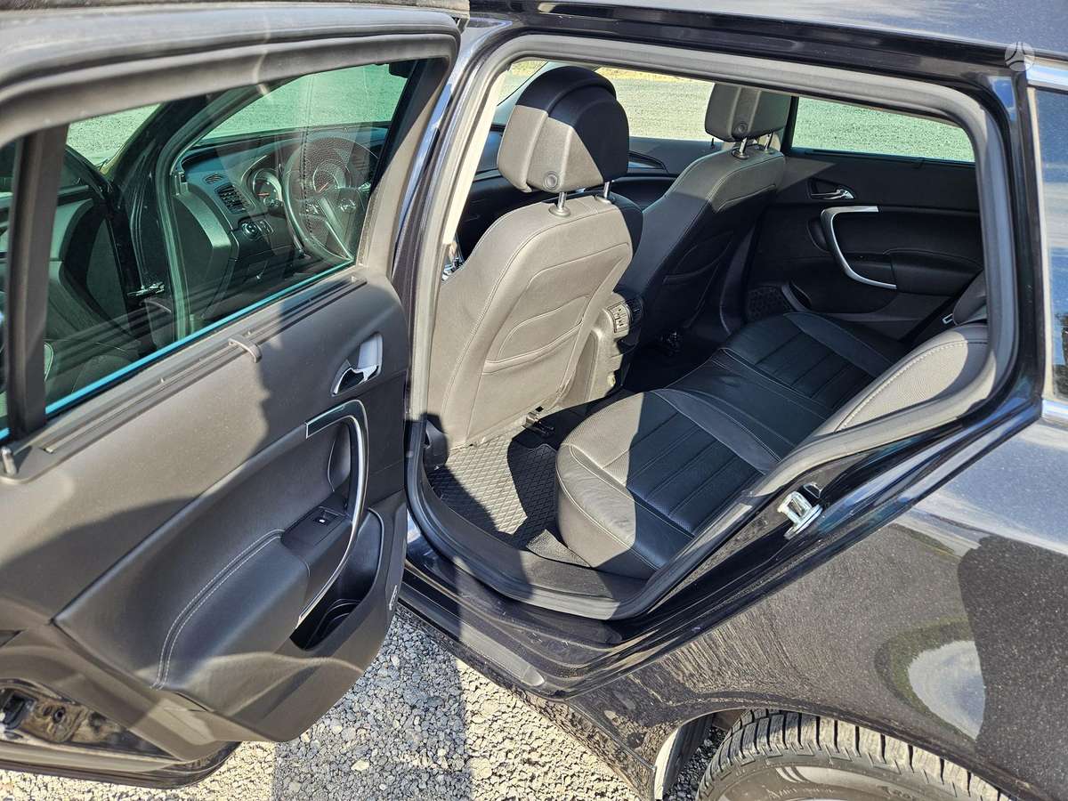 Opel Insignia, 2.0 l., Универсал