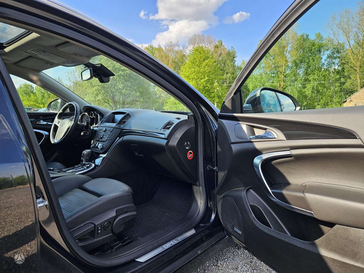 Opel Insignia, 2.0 l., Универсал