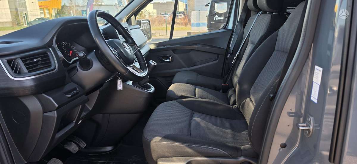 Renault Trafic - 10