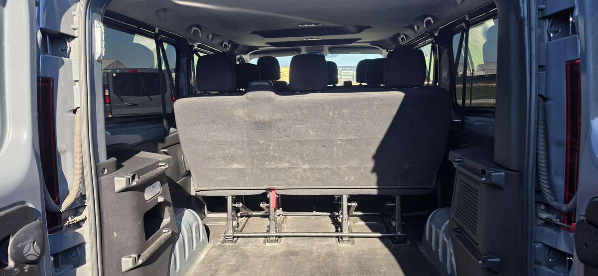 Renault Trafic - 7