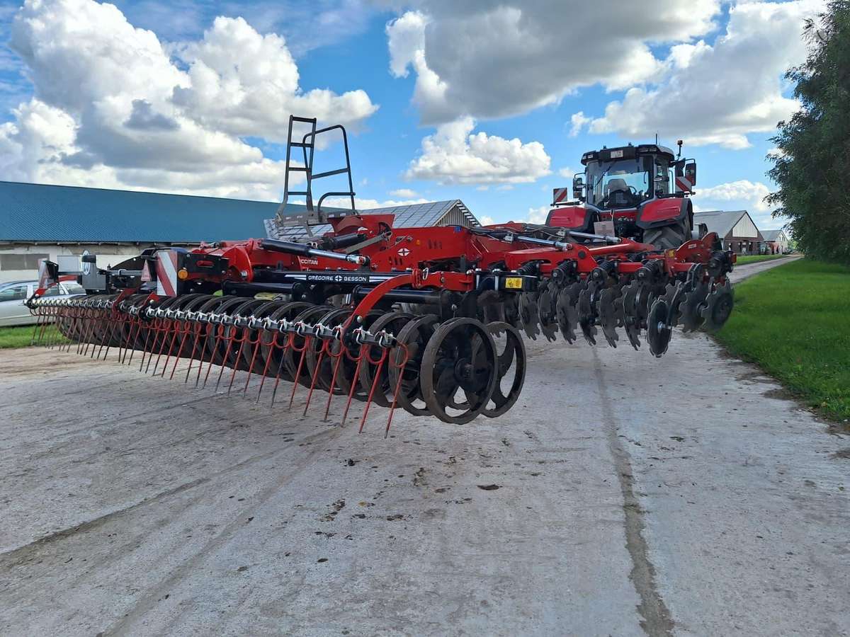 Gregoire-Besson Occitan T60, scrapers, scrubbers
