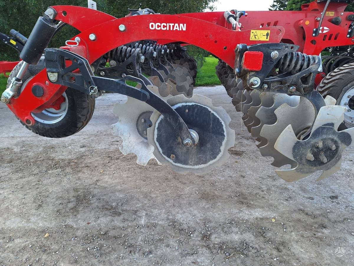 Gregoire-Besson Occitan T60, scrapers, scrubbers