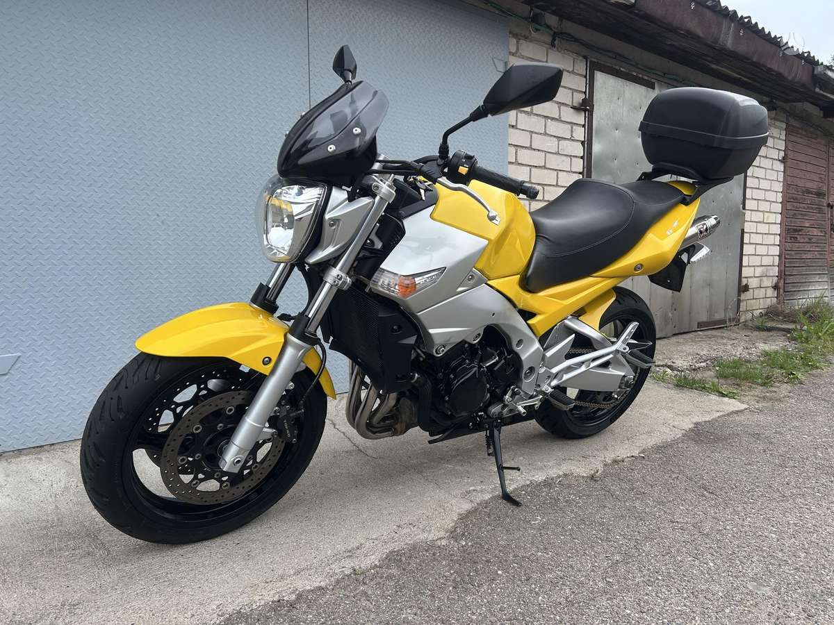 Suzuki GSR 600cc, street / classic
