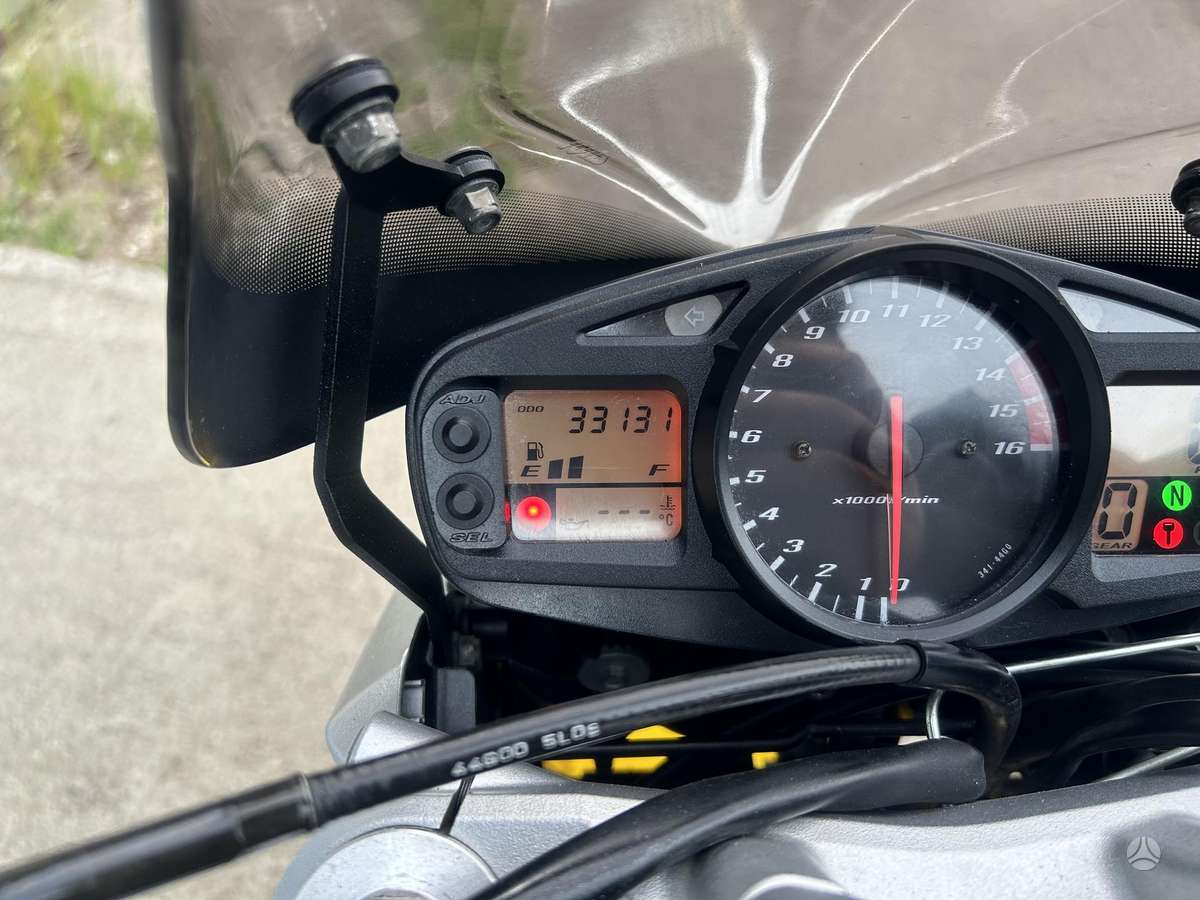 Suzuki GSR 600cc, street / classic