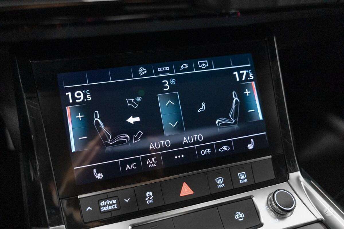 Audi e-tron, Внедорожник / Кроссовер