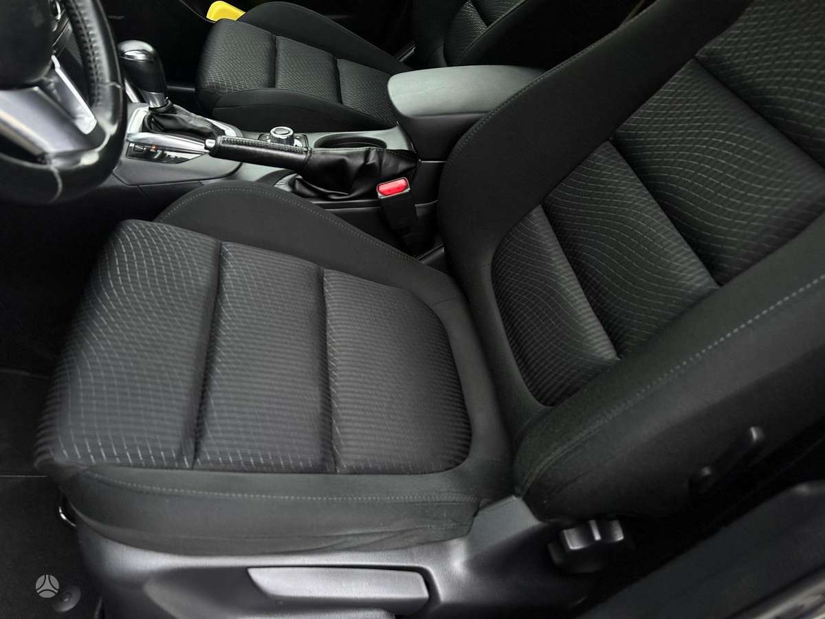 Mazda CX-5, 2.2 l., Внедорожник / Кроссовер