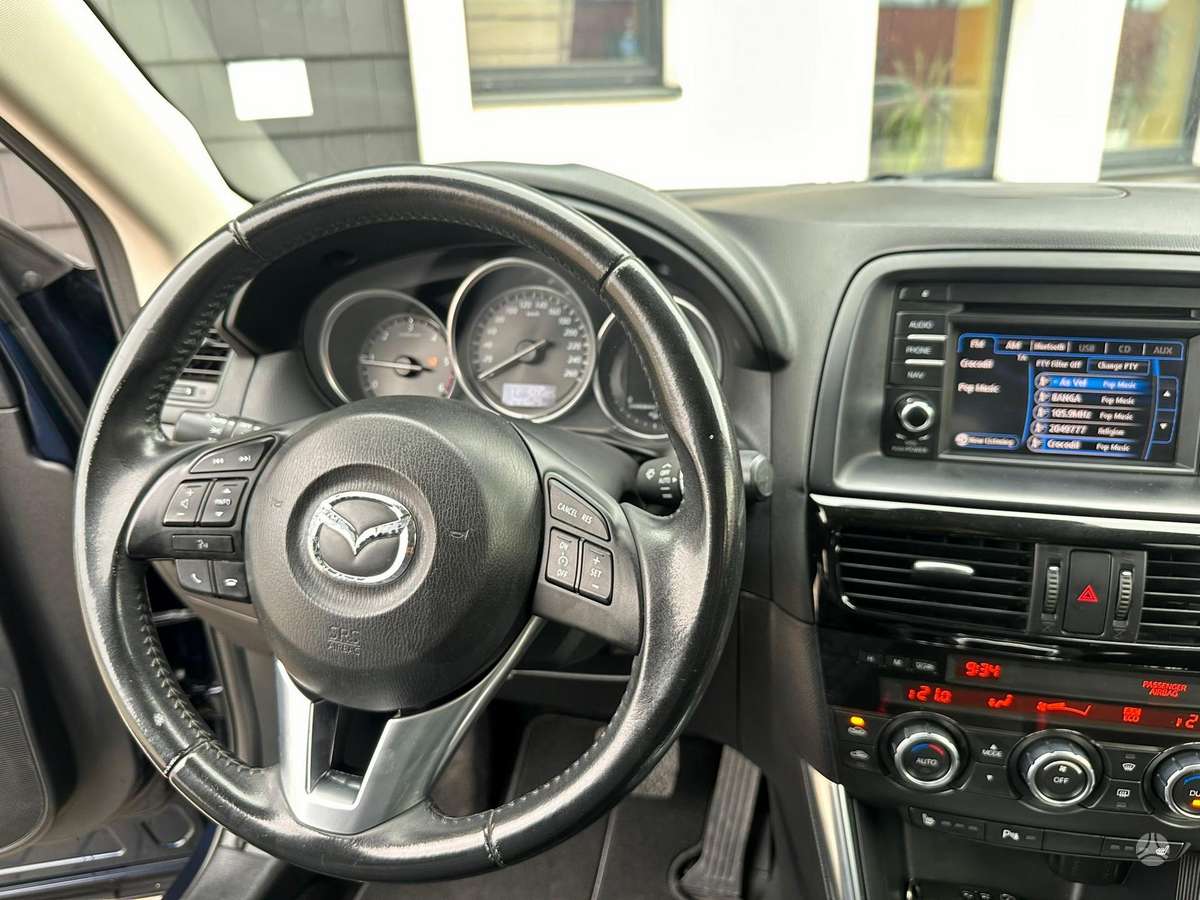 Mazda CX-5, 2.2 l., Внедорожник / Кроссовер