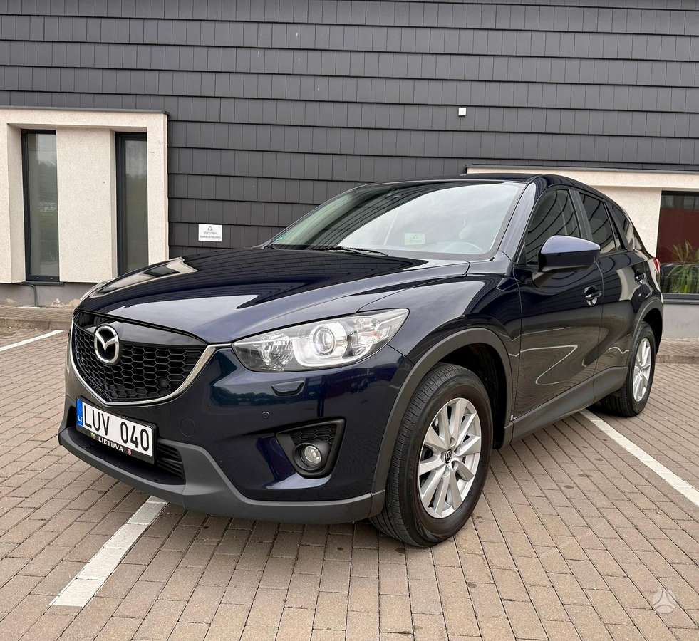 Mazda CX-5, 2.2 l., off-road / crossover